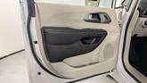 Thumbnail of 2022 Bright White Clearcoat Chrysler Pacifica