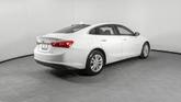 Thumbnail of 2018 Summit White Chevrolet Malibu