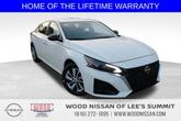 Photo of 2025 Glacier White Nissan Altima