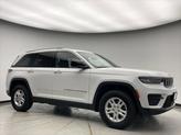 Thumbnail of 2023 Bright White Clearcoat Jeep Grand Cherokee