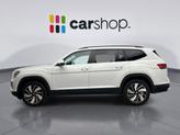 Thumbnail of 2024 Pure White Volkswagen Atlas