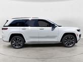 Thumbnail of 2025 Bright White Clearcoat Jeep Grand Cherokee