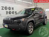 Photo of 2020 Diamond Black Crystal Pearlcoat Jeep Cherokee