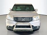 Thumbnail of 2013 Alabaster Silver Metallic Honda Pilot