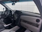 Thumbnail of 2013 Alabaster Silver Metallic Honda Pilot