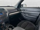 Thumbnail of 2018 White Platinum Tri-Coat Metallic Ford Explorer