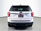 Thumbnail of 2018 White Platinum Tri-Coat Metallic Ford Explorer