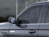 Thumbnail of 2024 Infinite Black Metallic Clearcoat Lincoln Navigator