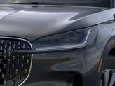 Thumbnail of 2025 Infinite Black Metallic Clearcoat Lincoln Aviator