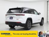 Thumbnail of 2022 White Jeep Grand Cherokee