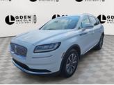 Photo of 2023 Pristine White Metallic Tri-Coat Lincoln Nautilus