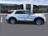 Thumbnail of 2022 Star White Metallic Tri-Coat Ford Explorer