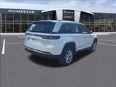 Thumbnail of 2022 Bright White Clearcoat Jeep Grand Cherokee