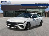 Photo of 2025 White Hyundai ELANTRA