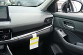 Thumbnail of 2025 Everest White Pearl Super Black Nissan Rogue