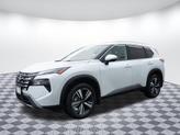 Thumbnail of 2025 Everest White Pearl Nissan Rogue