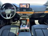Thumbnail of 2023 Manhattan Gray Metallic Audi Q5