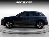 Thumbnail of 2023 Manhattan Gray Metallic Audi Q5