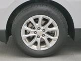 Thumbnail of 2019 Silver Ice Metallic Chevrolet Equinox