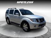 Thumbnail of 2011 Silver Lightning Metallic Nissan Pathfinder