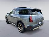 Thumbnail of 2025 Green Metallic MINI Countryman