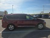 Thumbnail of 2017 Velvet Red Pearlcoat Chrysler Pacifica