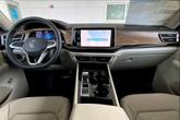Thumbnail of 2025 Pure White Volkswagen Atlas