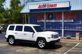 Thumbnail of 2014 Bright White Clearcoat Jeep Patriot