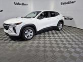 Thumbnail of 2025 Summit White Chevrolet Trax