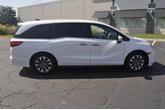 Thumbnail of 2024 Platinum White Pearl Honda Odyssey
