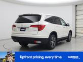 Thumbnail of 2016 White Honda Pilot