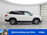 Thumbnail of 2017 White Honda Pilot