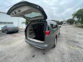 Thumbnail of 2022 Ceramic Gray Clearcoat Chrysler Pacifica