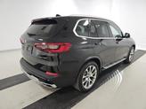 Thumbnail of 2019 Black Sapphire Metallic BMW X5