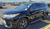 Thumbnail of 2019 Midnight Black Metallic Toyota Highlander