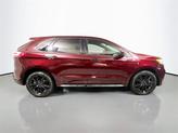 Thumbnail of 2022 Burgundy Velvet Metallic Tinted Clearcoat Ford Edge