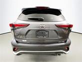 Thumbnail of 2025 Magnetic Gray Metallic Toyota Highlander