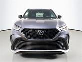 Thumbnail of 2025 Magnetic Gray Metallic Toyota Highlander