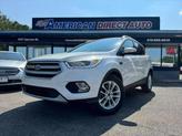 Photo of 2017 White Platinum Metallic Tri-Coat Ford Escape
