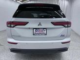 Thumbnail of 2022 White Diamond Mitsubishi Outlander