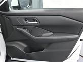 Thumbnail of 2026 Everest White Pearl Tricoat Nissan Rogue
