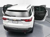 Thumbnail of 2023 Iridescent Pearl Tricoat Chevrolet Traverse