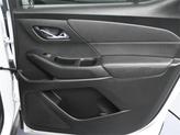 Thumbnail of 2023 Iridescent Pearl Tricoat Chevrolet Traverse