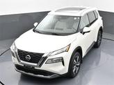 Thumbnail of 2023 Pearl White Tricoat Nissan Rogue