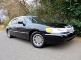 Thumbnail of 2002 Black Clearcoat Lincoln Town Car