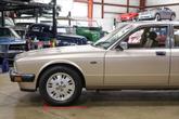 Thumbnail of 1994 Gold Jaguar XJ6