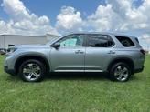 Thumbnail of 2023 Lunar Silver Metallic Honda Pilot