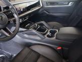 Thumbnail of 2025 Quartzite Gry Porsche Cayenne