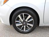 Thumbnail of 2022 Brilliant Silver Metallic Nissan Versa