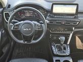 Thumbnail of 2022 Clear White/Black Roof Kia Seltos